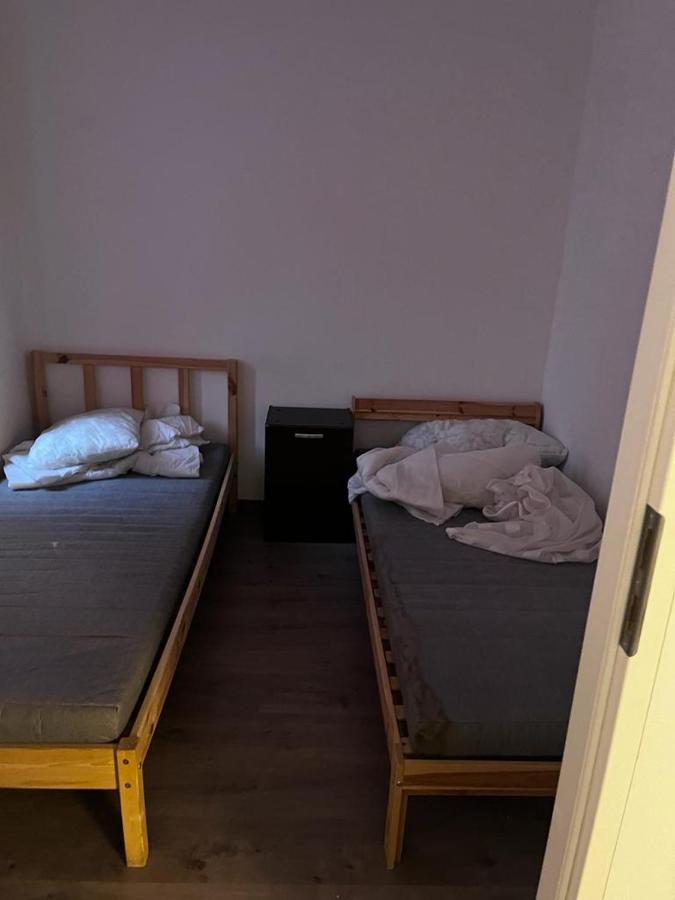 Downtown Fine-Tuned 2 Bedroom + Livingroom Apartment Th.32.1.3 Szombathely Esterno foto